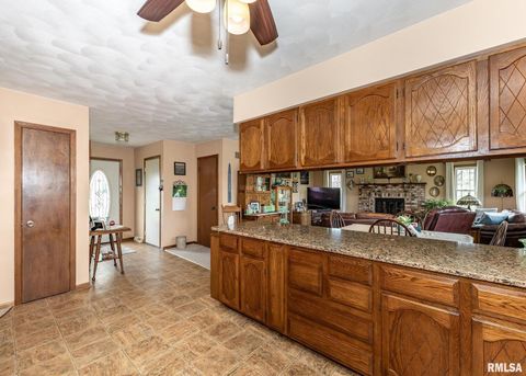 Tiny photo for 631 SUNCREST Drive, Sherrard, IL 61281 (MLS # QC4267008)