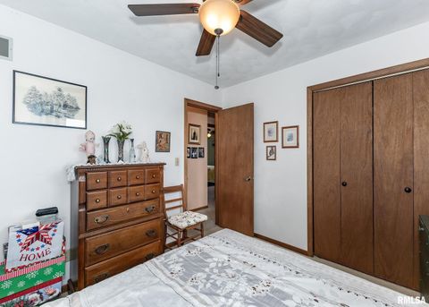 Tiny photo for 631 SUNCREST Drive, Sherrard, IL 61281 (MLS # QC4267008)