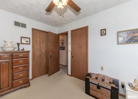 Tiny photo for 631 SUNCREST Drive, Sherrard, IL 61281 (MLS # QC4267008)