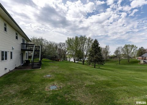 Tiny photo for 631 SUNCREST Drive, Sherrard, IL 61281 (MLS # QC4267008)