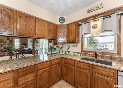 Tiny photo for 631 SUNCREST Drive, Sherrard, IL 61281 (MLS # QC4267008)