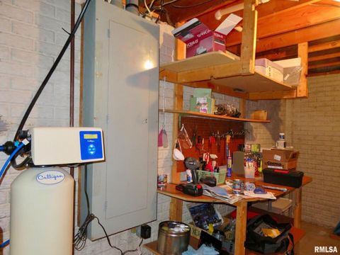 Tiny photo for 631 SUNCREST Drive, Sherrard, IL 61281 (MLS # QC4267008)