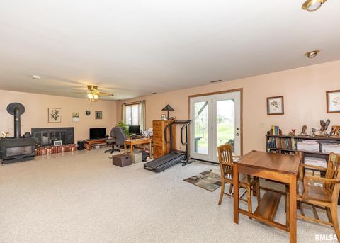 Tiny photo for 631 SUNCREST Drive, Sherrard, IL 61281 (MLS # QC4267008)