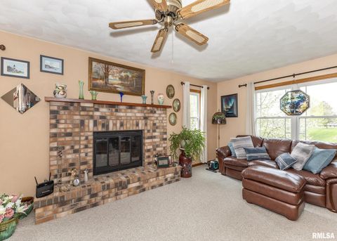 Tiny photo for 631 SUNCREST Drive, Sherrard, IL 61281 (MLS # QC4267008)
