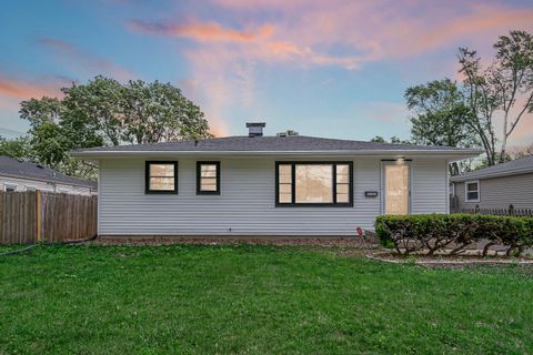 1107 Campbell Avenue Wheaton IL 60189