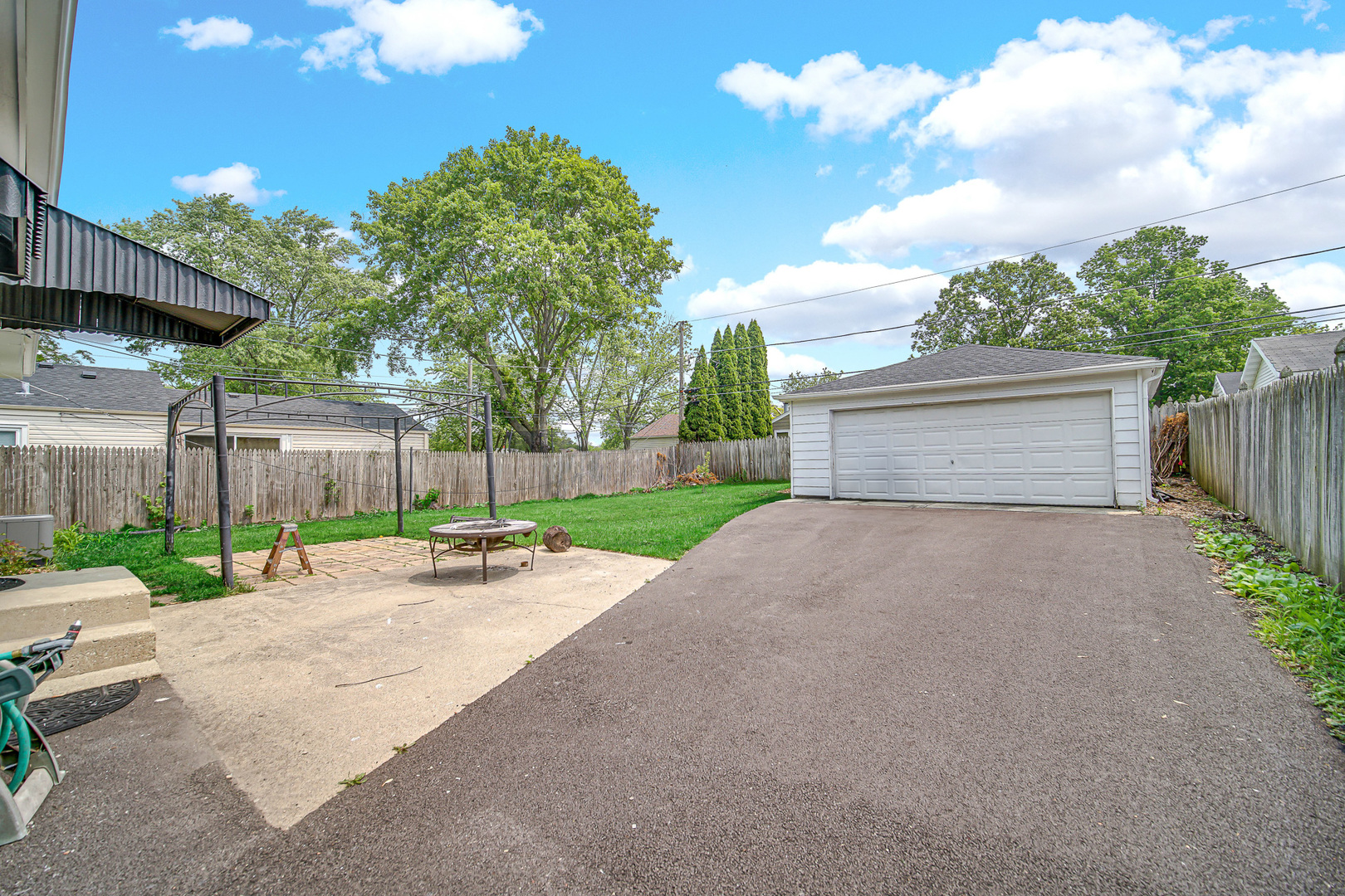 1107 Campbell Avenue