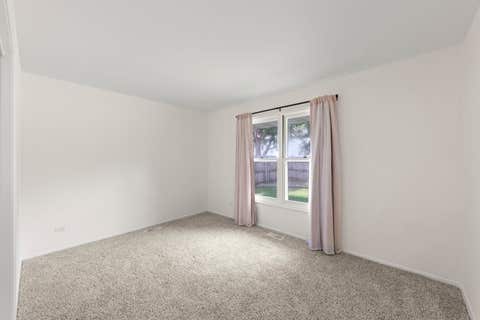 Tiny photo for 121 Newport Drive, Bolingbrook, IL 60440 (MLS # 12711048)