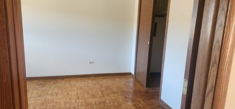 Tiny photo for Oak Lawn, IL 60453 (MLS # 12473827)
