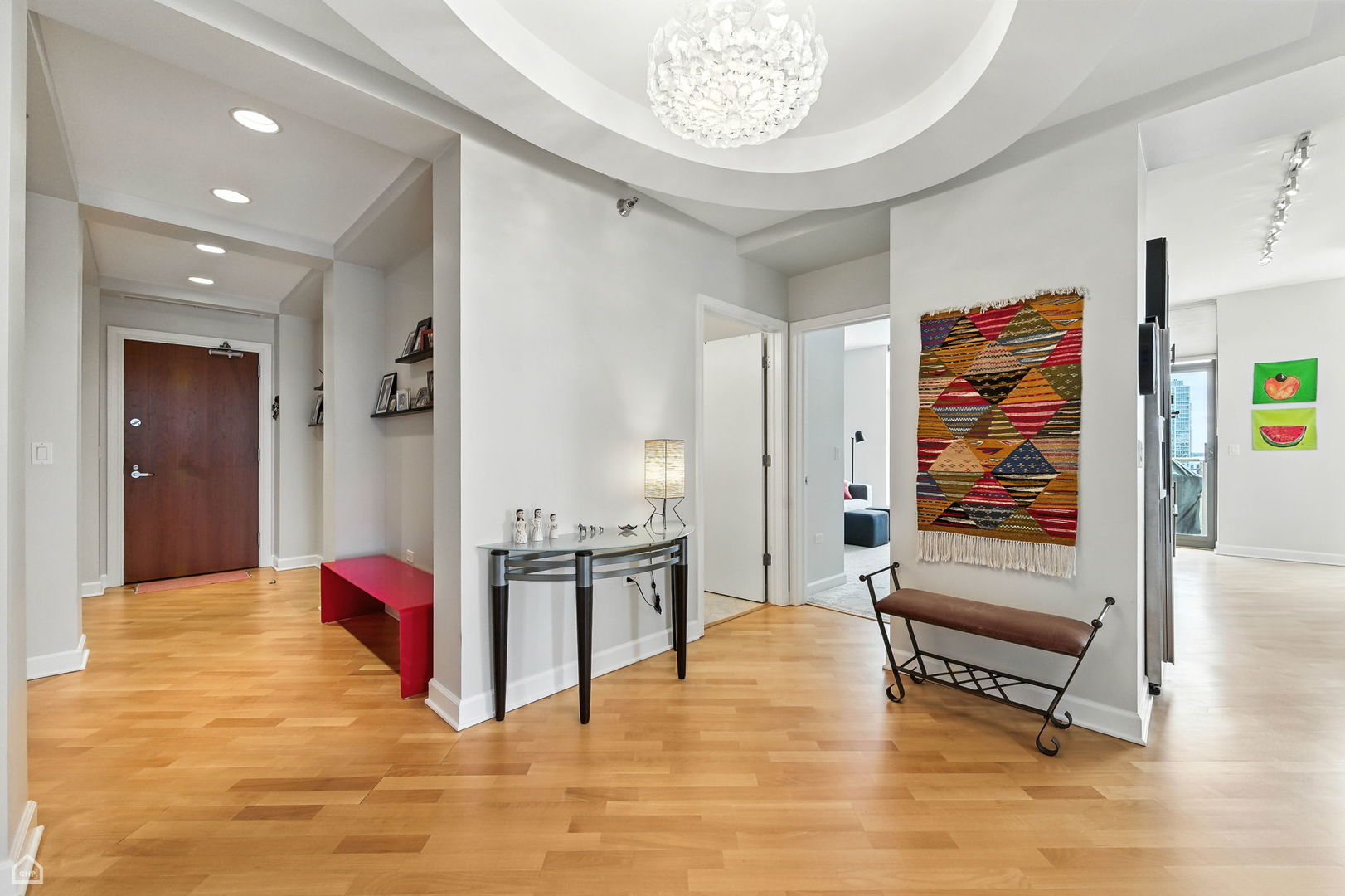 Chicago, Illinois 60605, United States, 3 Bedrooms Bedrooms, ,2 BathroomsBathrooms,Residential,Active,237917