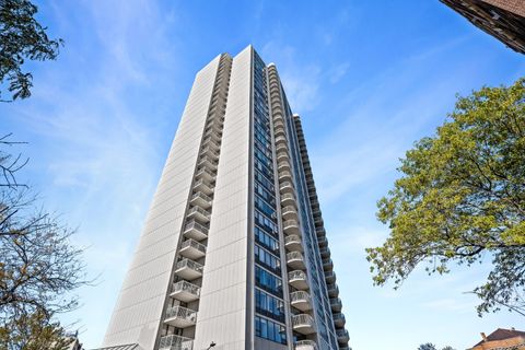 Tiny photo for 3930 N Pine Grove Avenue #1109, Chicago, IL 60613 (MLS # 12484110)