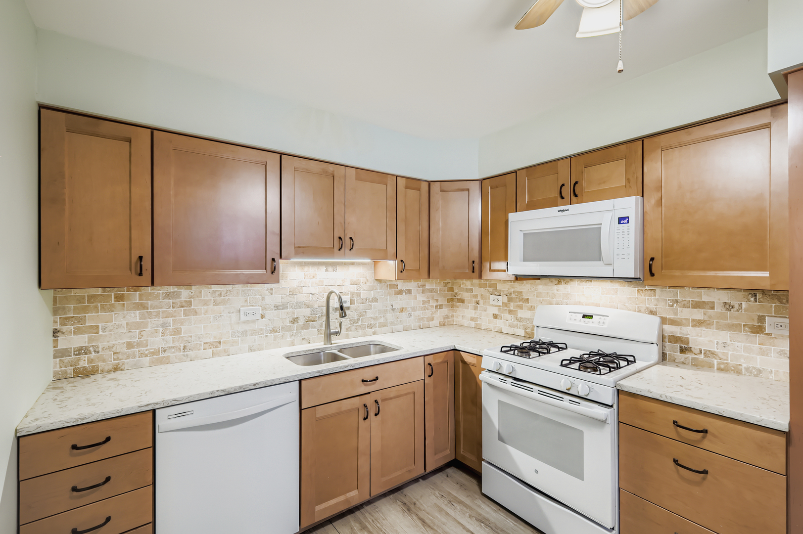 1575 Sandpebble Drive 113