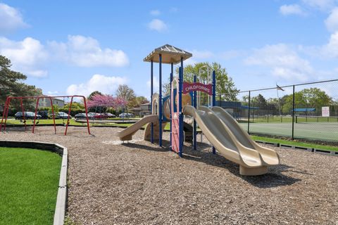 Tiny photo for 1575 Sandpebble Drive #113, Wheeling, IL 60090 (MLS # 12531221)