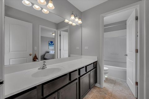 Tiny photo for 1607 Star Grass Circle, Aurora, IL 60506 (MLS # 12661011)