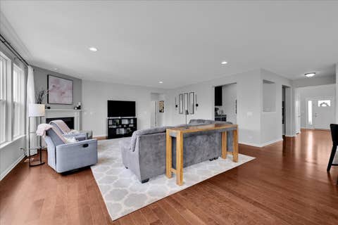 Tiny photo for 1607 Star Grass Circle, Aurora, IL 60506 (MLS # 12661011)