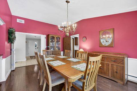 Tiny photo for 3232 26th Street, Moline, IL 61265 (MLS # 100000037)