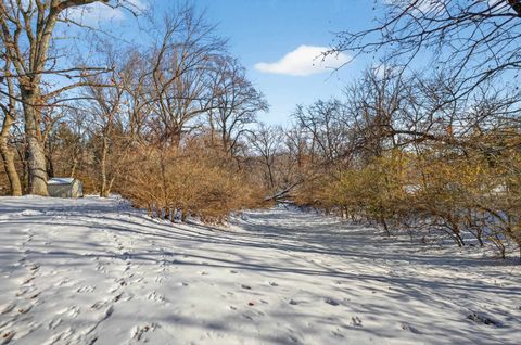 Tiny photo for 3232 26th Street, Moline, IL 61265 (MLS # 100000037)