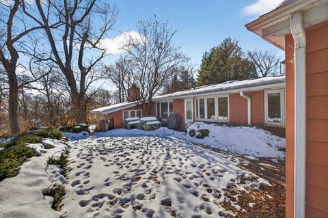 Tiny photo for 3232 26th Street, Moline, IL 61265 (MLS # 100000037)
