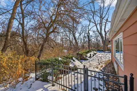 Tiny photo for 3232 26th Street, Moline, IL 61265 (MLS # 100000037)