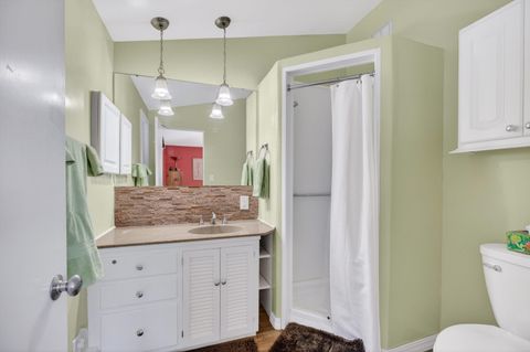 Tiny photo for 3232 26th Street, Moline, IL 61265 (MLS # 100000037)