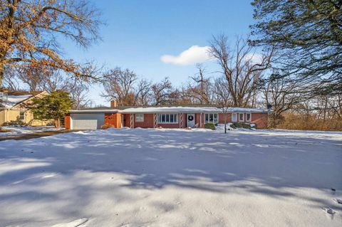 Tiny photo for 3232 26th Street, Moline, IL 61265 (MLS # 100000037)