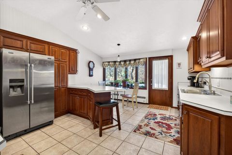 Tiny photo for 3232 26th Street, Moline, IL 61265 (MLS # 100000037)