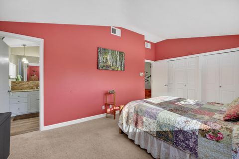 Tiny photo for 3232 26th Street, Moline, IL 61265 (MLS # 100000037)