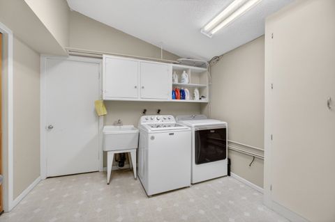 Tiny photo for 3232 26th Street, Moline, IL 61265 (MLS # 100000037)