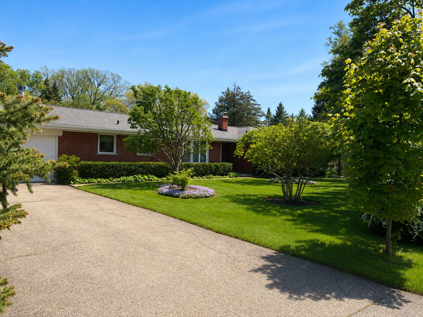 Properties 1 2N351 Amy Avenue