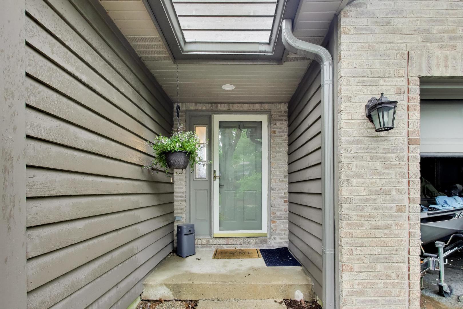 919 Millcreek Circle