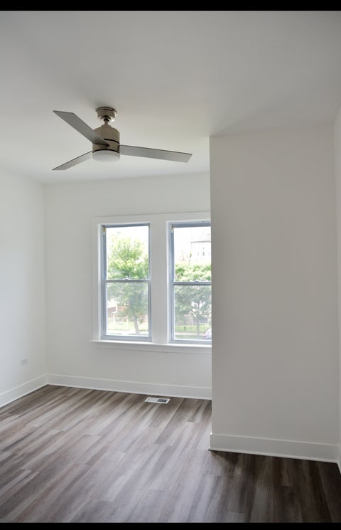 Tiny photo for 5843 S Indiana Avenue, Chicago, IL 60637 (MLS # 12798483)
