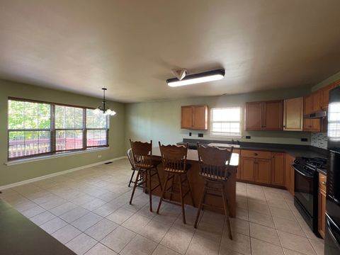 Tiny photo for 2297 Roaring Creek Drive, Aurora, IL 60503 (MLS # 12498319)