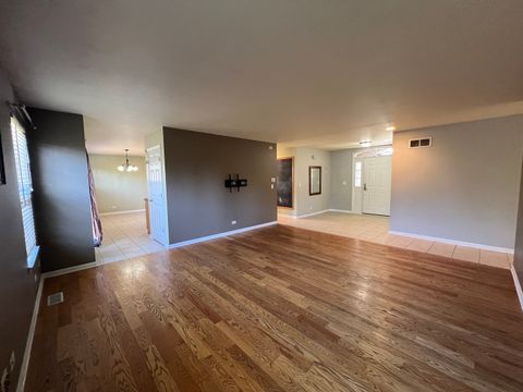 Tiny photo for 2297 Roaring Creek Drive, Aurora, IL 60503 (MLS # 12498319)