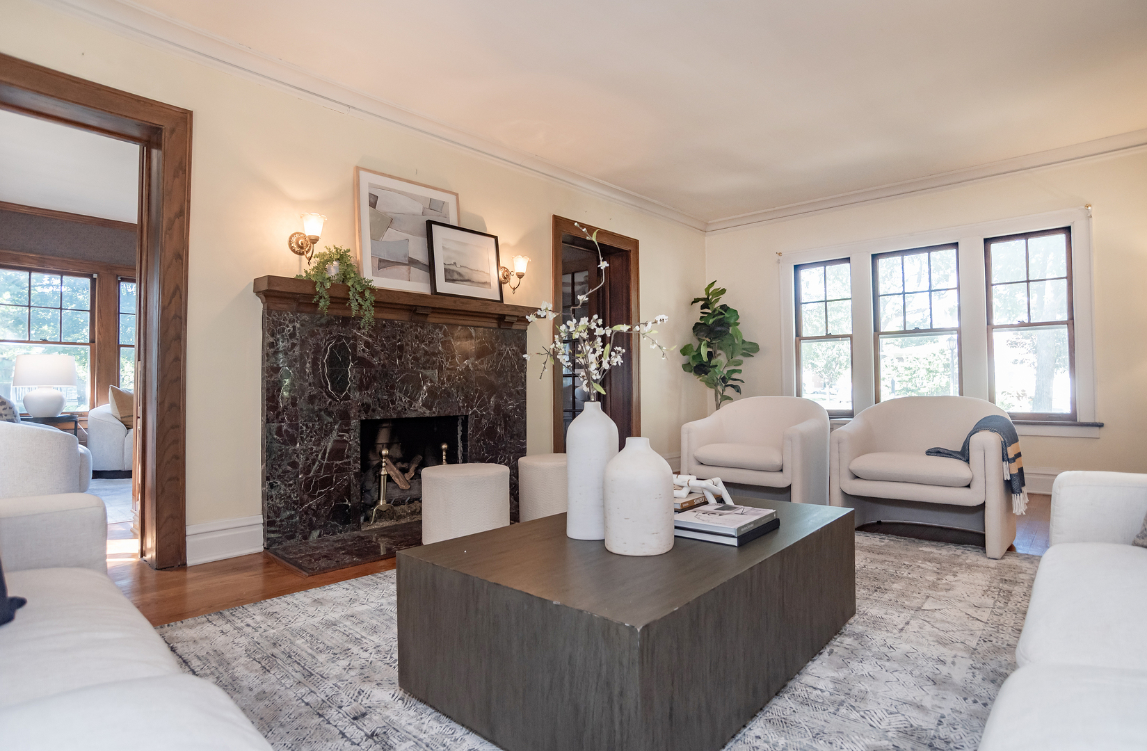 La Grange, Illinois 60525, United States, 5 Bedrooms Bedrooms, ,3 BathroomsBathrooms,Residential,Active,242633