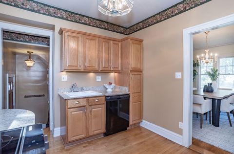 Tiny photo for 518 W Cossitt Avenue, La Grange, IL 60525 (MLS # 12516587)