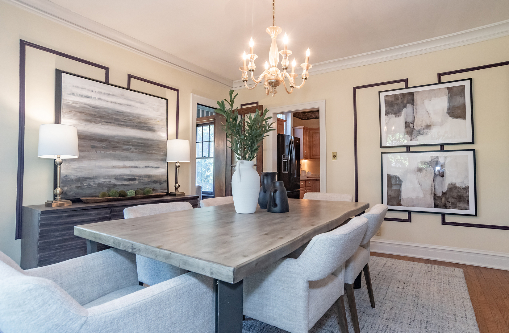 La Grange, Illinois 60525, United States, 5 Bedrooms Bedrooms, ,3 BathroomsBathrooms,Residential,Active,242633