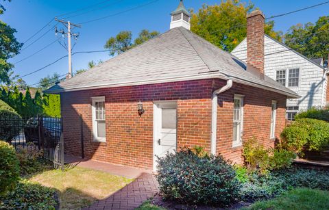 Tiny photo for 518 W Cossitt Avenue, La Grange, IL 60525 (MLS # 12516587)