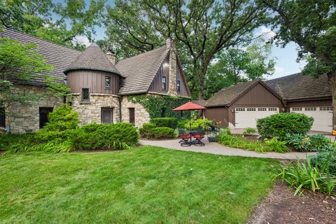 Photo of 28W670 Batavia Road, Warrenville, IL 60555 (MLS # 12753231)
