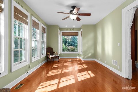 Tiny photo for 21 N Lincoln Street, Batavia, IL 60510 (MLS # 12469106)