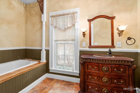 Tiny photo for 21 N Lincoln Street, Batavia, IL 60510 (MLS # 12469106)