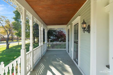 Tiny photo for 21 N Lincoln Street, Batavia, IL 60510 (MLS # 12469106)