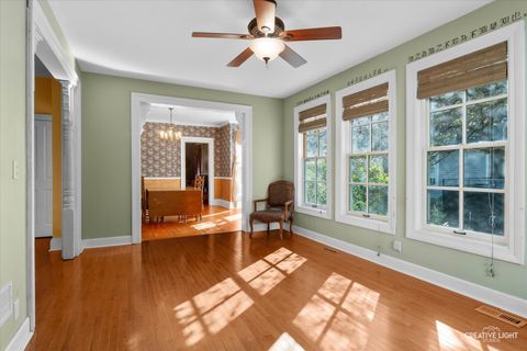 Tiny photo for 21 N Lincoln Street, Batavia, IL 60510 (MLS # 12469106)