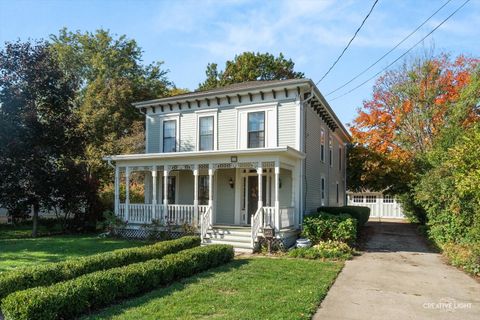 Tiny photo for 21 N Lincoln Street, Batavia, IL 60510 (MLS # 12469106)