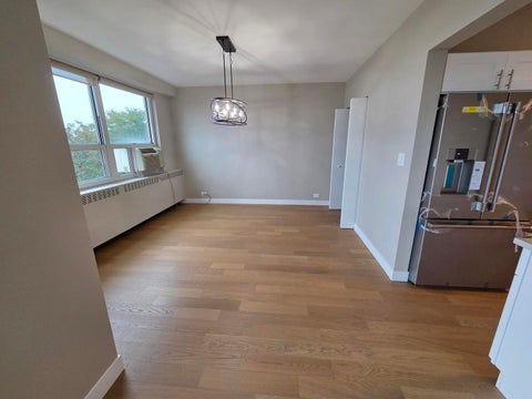 Tiny photo for 3180 N Lake Shore Drive #5H, Chicago, IL 60657 (MLS # 12753912)