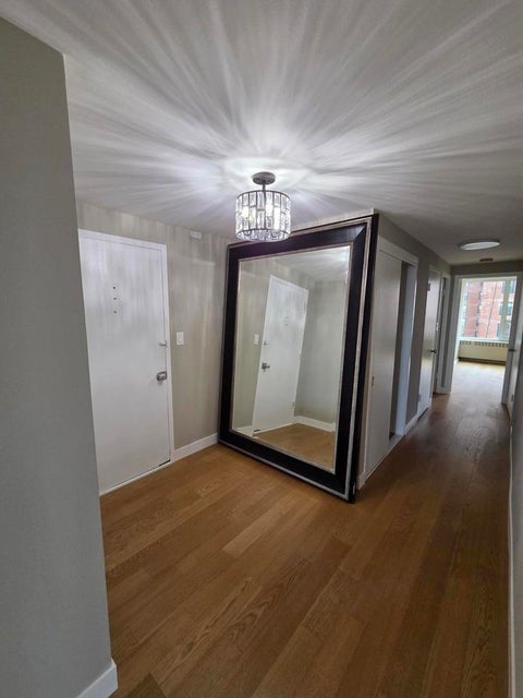 Tiny photo for 3180 N Lake Shore Drive #5H, Chicago, IL 60657 (MLS # 12753912)