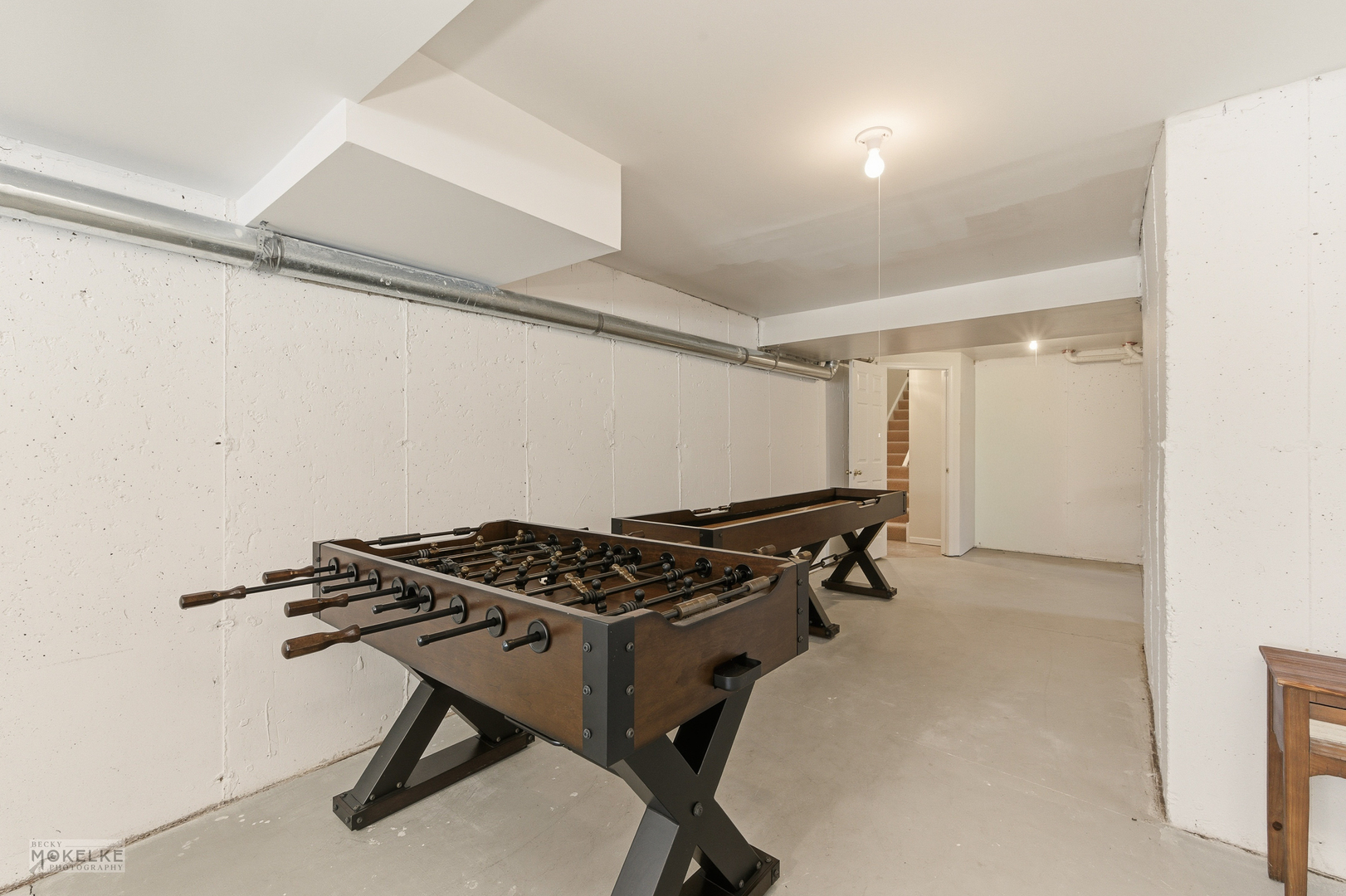 Warrenville, Illinois 60555, United States, 2 Bedrooms Bedrooms, ,2 BathroomsBathrooms,Residential,Contingent,251871