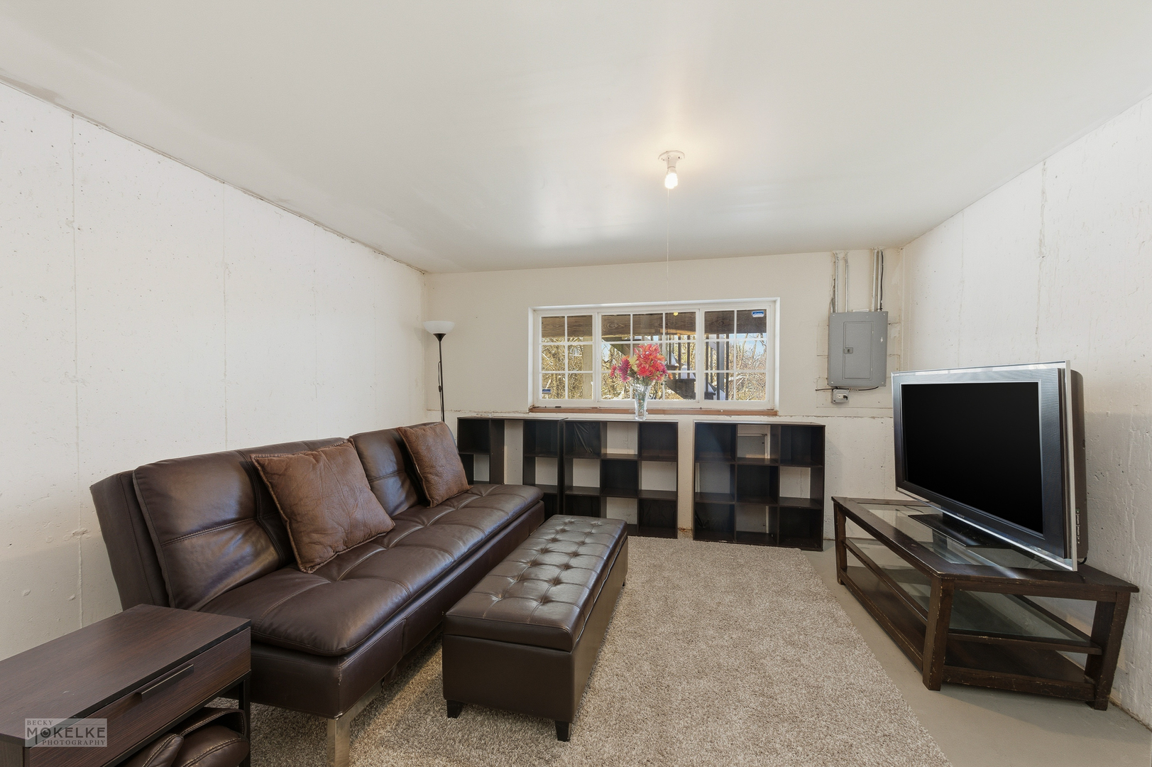 Warrenville, Illinois 60555, United States, 2 Bedrooms Bedrooms, ,2 BathroomsBathrooms,Residential,Contingent,251871