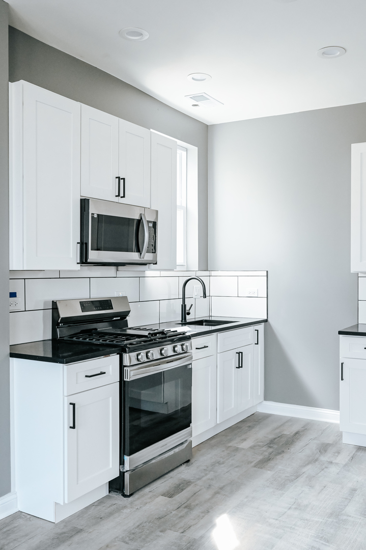 3015 W 19th Street 2