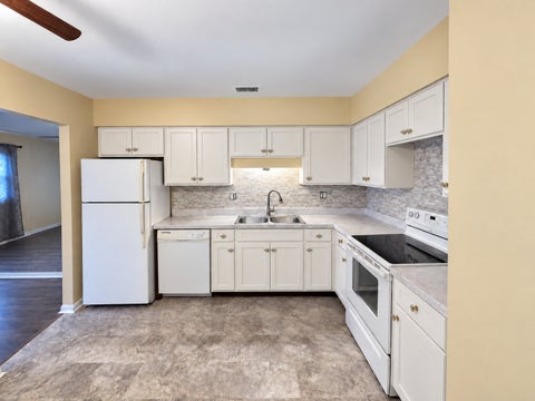 Tiny photo for 3710 215th Street #303, Matteson, IL 60443 (MLS # 12759346)