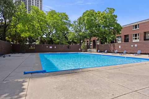 Tiny photo for 2605 S Indiana Avenue #1007, Chicago, IL 60616 (MLS # 12679020)