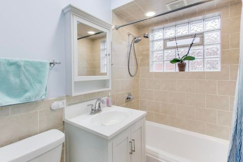 Tiny photo for 11104 Boeger Court, Westchester, IL 60154 (MLS # 12514460)